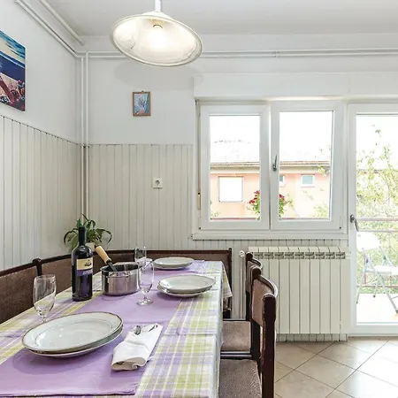 Apartment Amazing In With Wifi