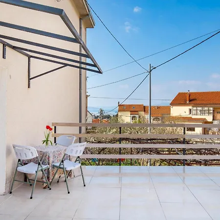 Amazing In With Wifi Apartment